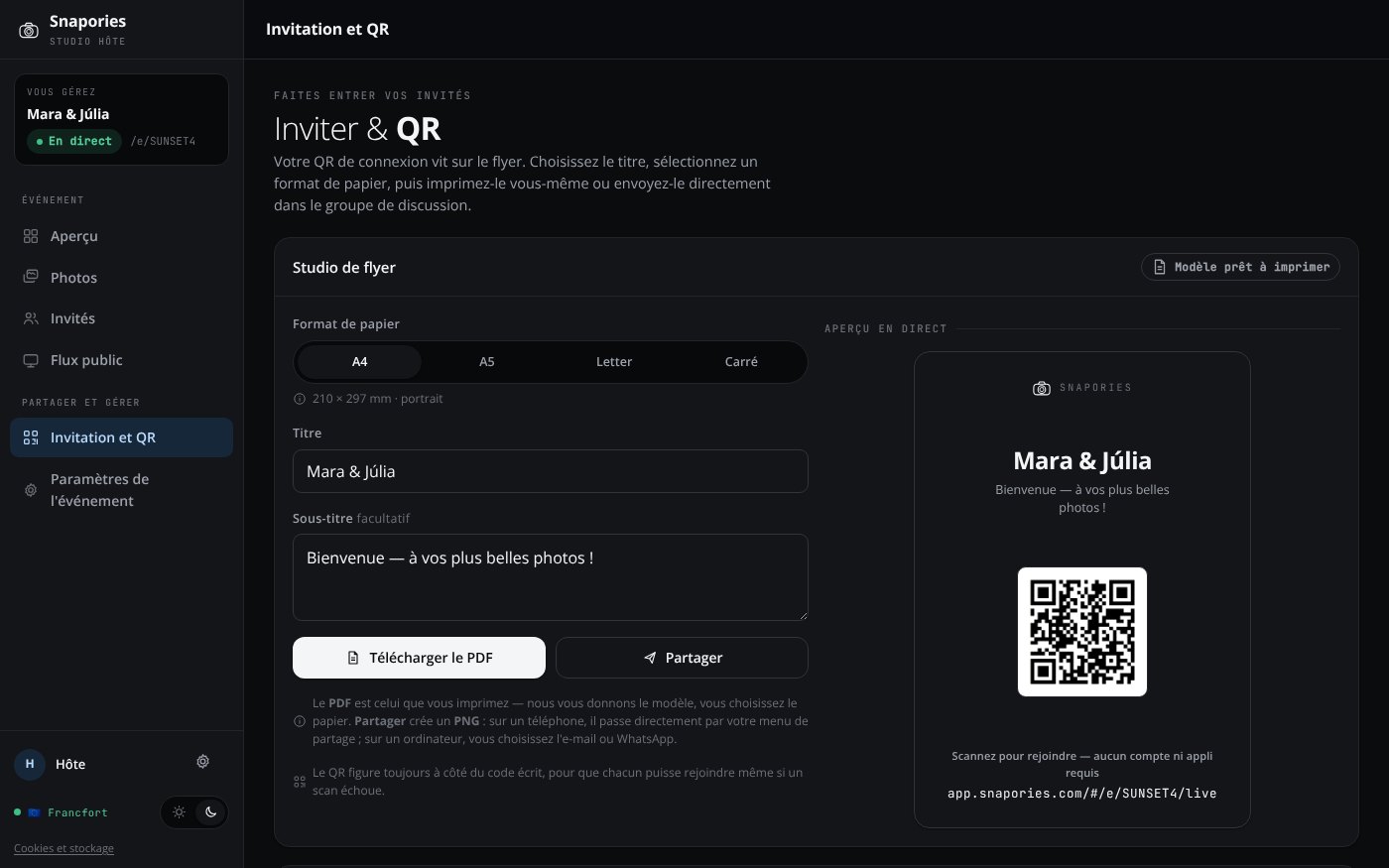 Le tableau de bord hôte Snapories sur un ordinateur portable — la vue Invitation & QR, avec le QR code de l'événement et les modèles de flyers imprimables